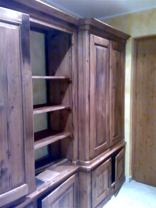 Luca Crosio - Armadio castagno vecchio