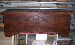 Luca Crosio -  Cassapanca in larice