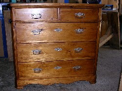 Luca Crosio - Cassettone in abete