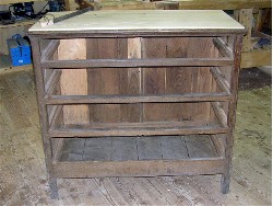 Luca Crosio - Cassettone in castagno