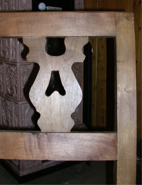 Luca Crosio - Sedia in noce nazionale